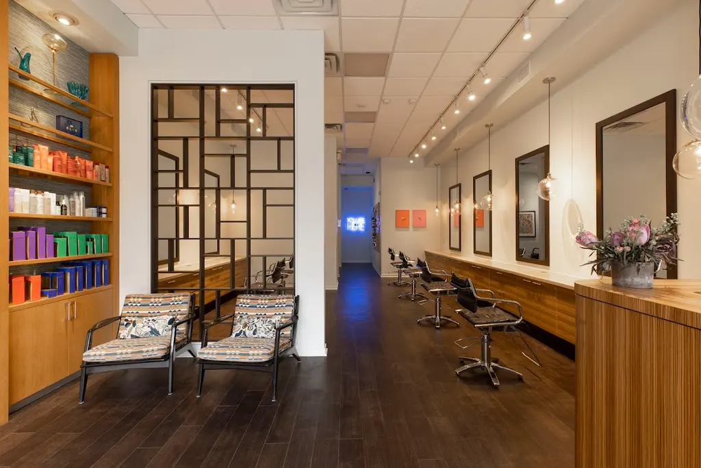 Sine Qua Non Salon — Hair salon in Chicago